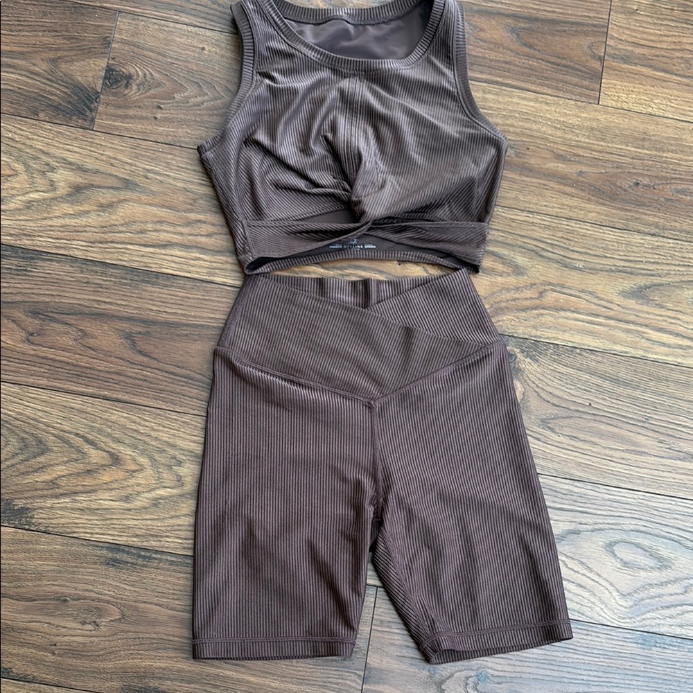 Off line by Aerie Mocha Brown Crop Top/Bike Shorts High-Waisted Stretchy Outfit